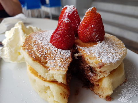 GJ's Bay Cafe And Grill - Palm Beach Accommodation 1