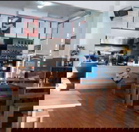 Cliffe's Cafe  Pizza - Palm Beach Accommodation