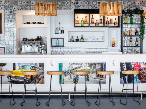 The Garden Bar Bistro - Palm Beach Accommodation 0
