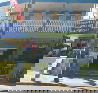 The Point Cafe and Takeaway - Palm Beach Accommodation