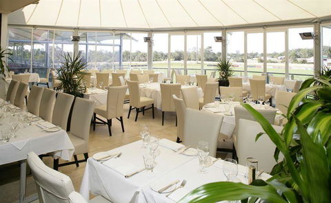 L' Aqua Restaurant - Palm Beach Accommodation 1
