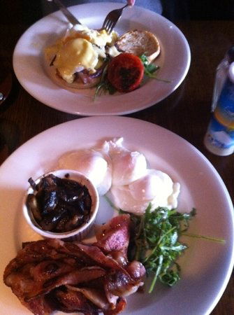 L'Espresso - Palm Beach Accommodation 0
