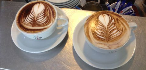 Cafe Del' Art - Palm Beach Accommodation 0