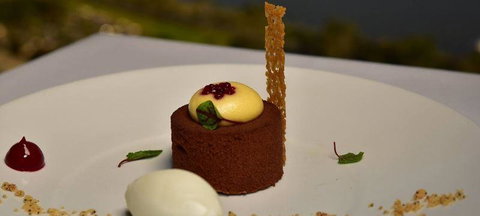 C Restaurant - Palm Beach Accommodation 1