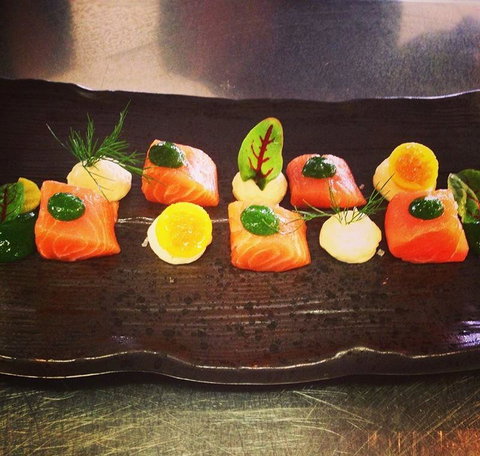 C Restaurant - Palm Beach Accommodation 8