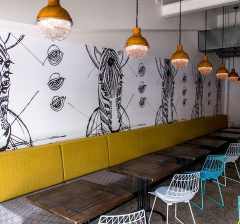Six Tanks Brewing Co - Palm Beach Accommodation 8