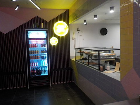 Duke Pizza - Palm Beach Accommodation 0