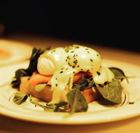 Lot 104 Espresso  Wine Bar - Palm Beach Accommodation