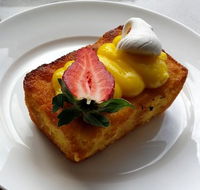 Hubert  Dan - Palm Beach Accommodation