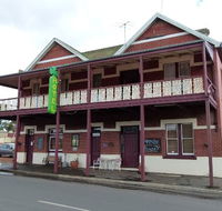 Shamrock Hotel Greenbushes - Palm Beach Accommodation