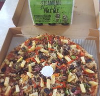 Flips Dial A Seafood  Pizza - Palm Beach Accommodation