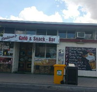 Daline's Cafe  Snackbar - Palm Beach Accommodation