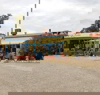 The Travelling Duck Cafe - Palm Beach Accommodation