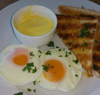 Coffee on Bourbong - Palm Beach Accommodation