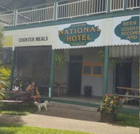 National Hotel - Palm Beach Accommodation