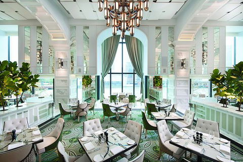Conservatory - Palm Beach Accommodation 0