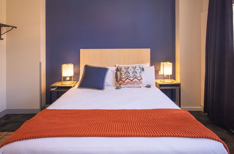 United Backpackers - Palm Beach Accommodation 13