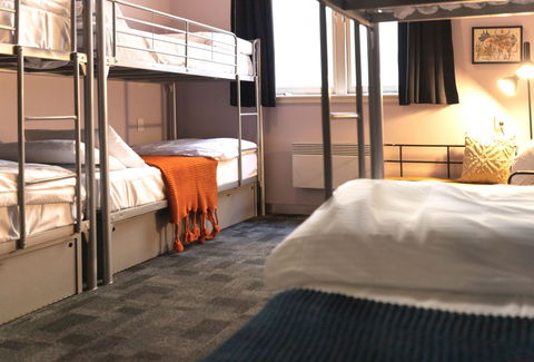 United Backpackers - Palm Beach Accommodation 8