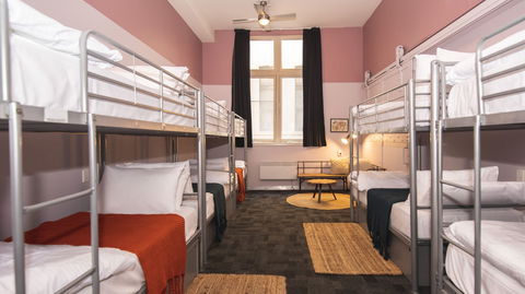 United Backpackers - Palm Beach Accommodation 10