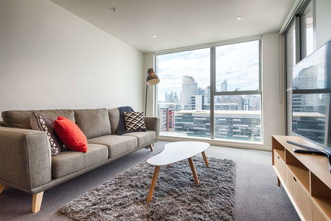 Orange Stay Apartments - Palm Beach Accommodation 10