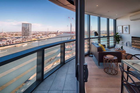 Orange Stay Apartments - Palm Beach Accommodation 15