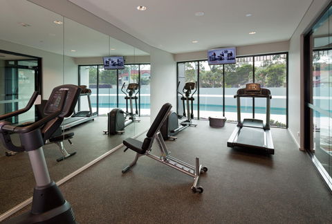The Glen Hotel & Suites - Palm Beach Accommodation 10