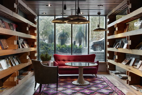 Ovolo Nishi - Palm Beach Accommodation 2