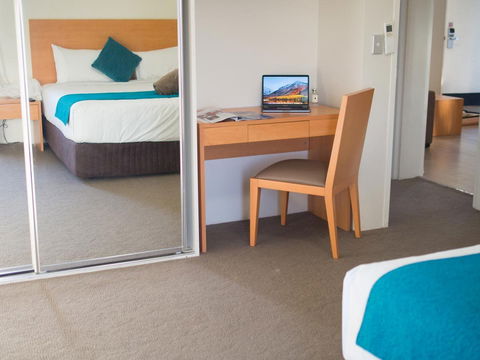 Sunnybank Star Motel - Palm Beach Accommodation 5