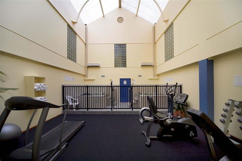 Capital Executive Apt Hotel Canberra - Palm Beach Accommodation 8