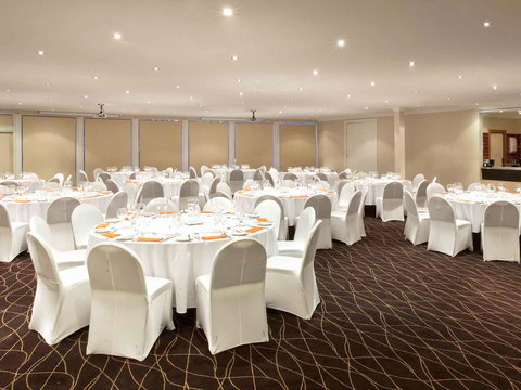 Mercure Canberra Hotel - Palm Beach Accommodation 8