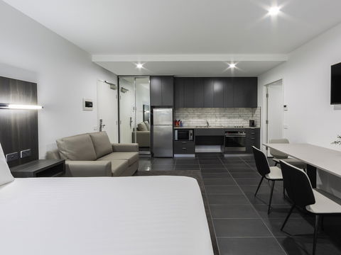 The Sebel Canberra Civic Hotel - Palm Beach Accommodation 8