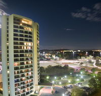 BreakFree Capital Tower - Palm Beach Accommodation
