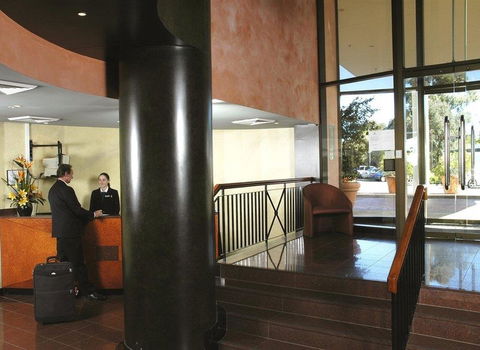 BreakFree Capital Tower - Palm Beach Accommodation 3