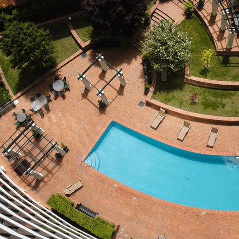 BreakFree Capital Tower - Palm Beach Accommodation 9