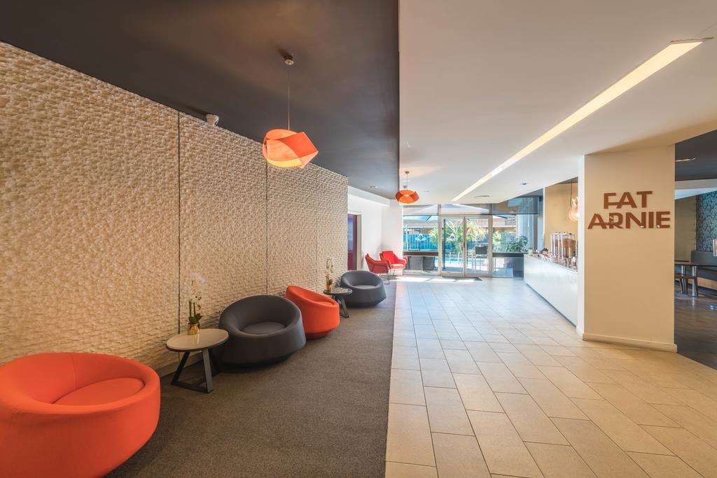  Palm Beach Accommodation