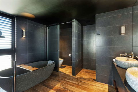 Macq 01 Hotel - Palm Beach Accommodation 4