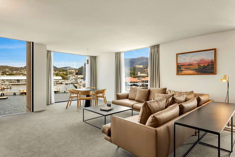 Macq 01 Hotel - Palm Beach Accommodation 11