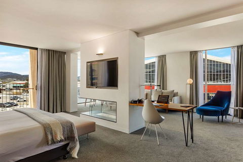 Macq 01 Hotel - Palm Beach Accommodation 12