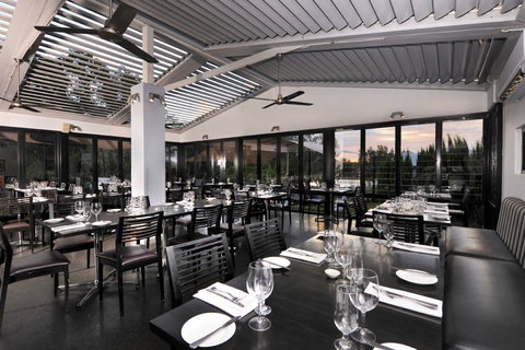 Assured Ascot Quays Apartment Hotel - Palm Beach Accommodation 5