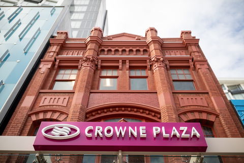Crowne Plaza Hobart - Palm Beach Accommodation 1