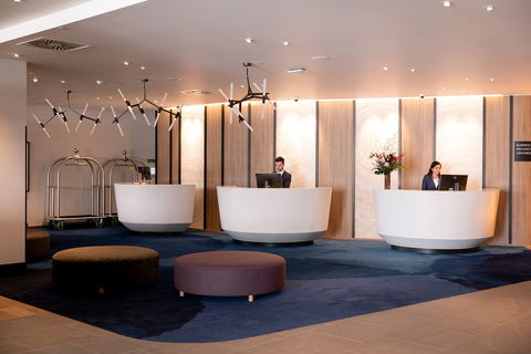 Crowne Plaza Hobart - Palm Beach Accommodation 3