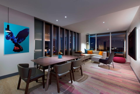 Aloft Perth - Palm Beach Accommodation 11