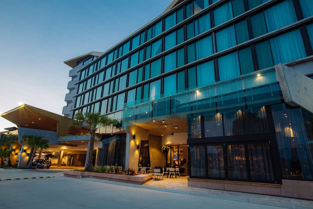 Enoggera QLD Palm Beach Accommodation