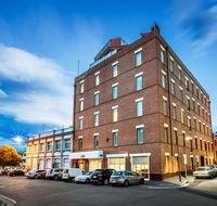 Quest Waterfront Serviced Apartments - Palm Beach Accommodation