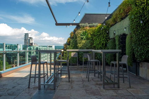 Majestic Roof Garden Hotel - Palm Beach Accommodation 11