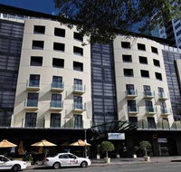 Mantra Hindmarsh Square - Palm Beach Accommodation