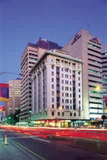 Quality Apartments Adelaide Central - Palm Beach Accommodation 0