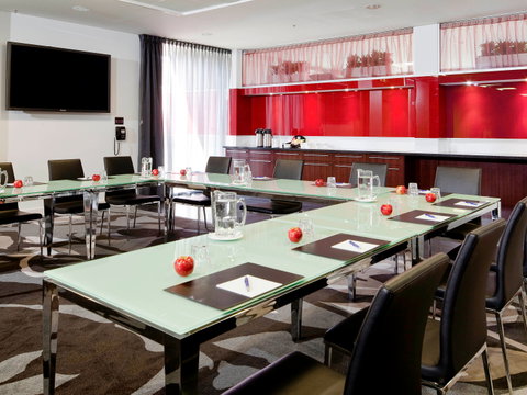 Rockford Adelaide - Palm Beach Accommodation 11