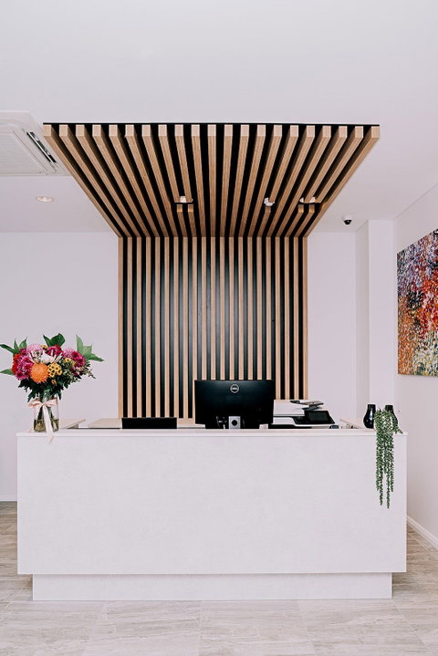 Tom's Court Hotel - Palm Beach Accommodation 5