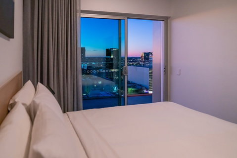 Tom's Court Hotel - Palm Beach Accommodation 15